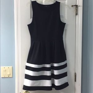 Apt. 9 A line midi black and white dress